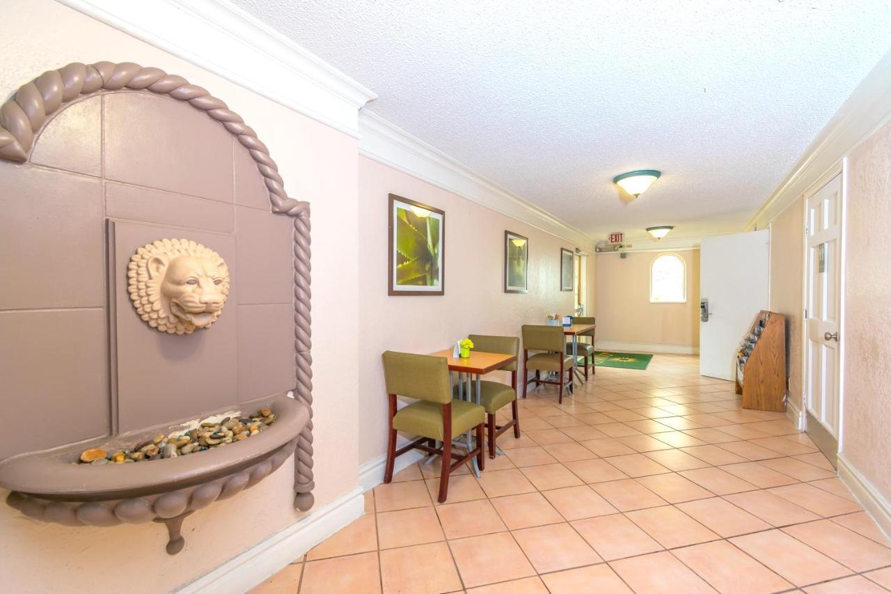 La Quinta Inn By Wyndham Clute Lake Jackson Dış mekan fotoğraf